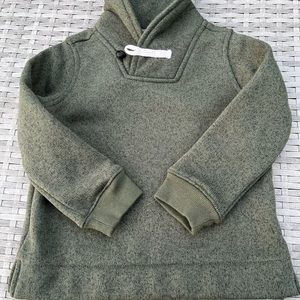 Size 4T oshkosh boys green pullover sweater